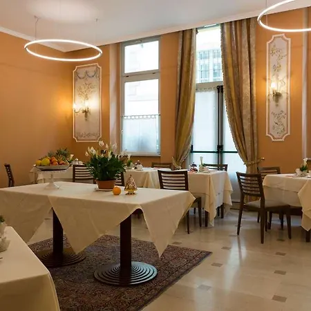 Palazzo Lovera 4* Cuneo