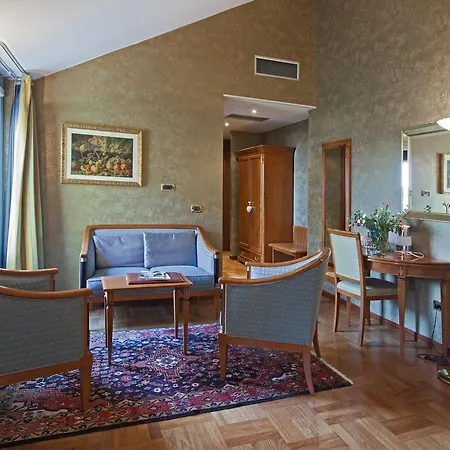 Palazzo Lovera מלון 4*